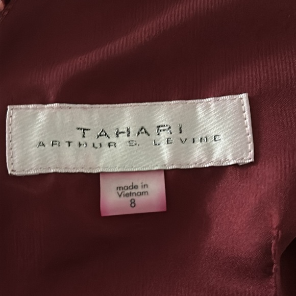 Tahari Arthur S Levine Layered Floral-Print Velvet Gown Size 8 - Picture 11 of 13